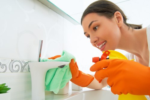 Professional end of tenancy cleaning service in KT6 for houses, flats, and commercial spaces