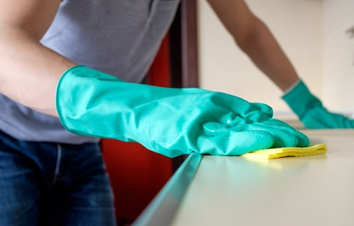 Local oven cleaning for rental properties and family homes in KT6